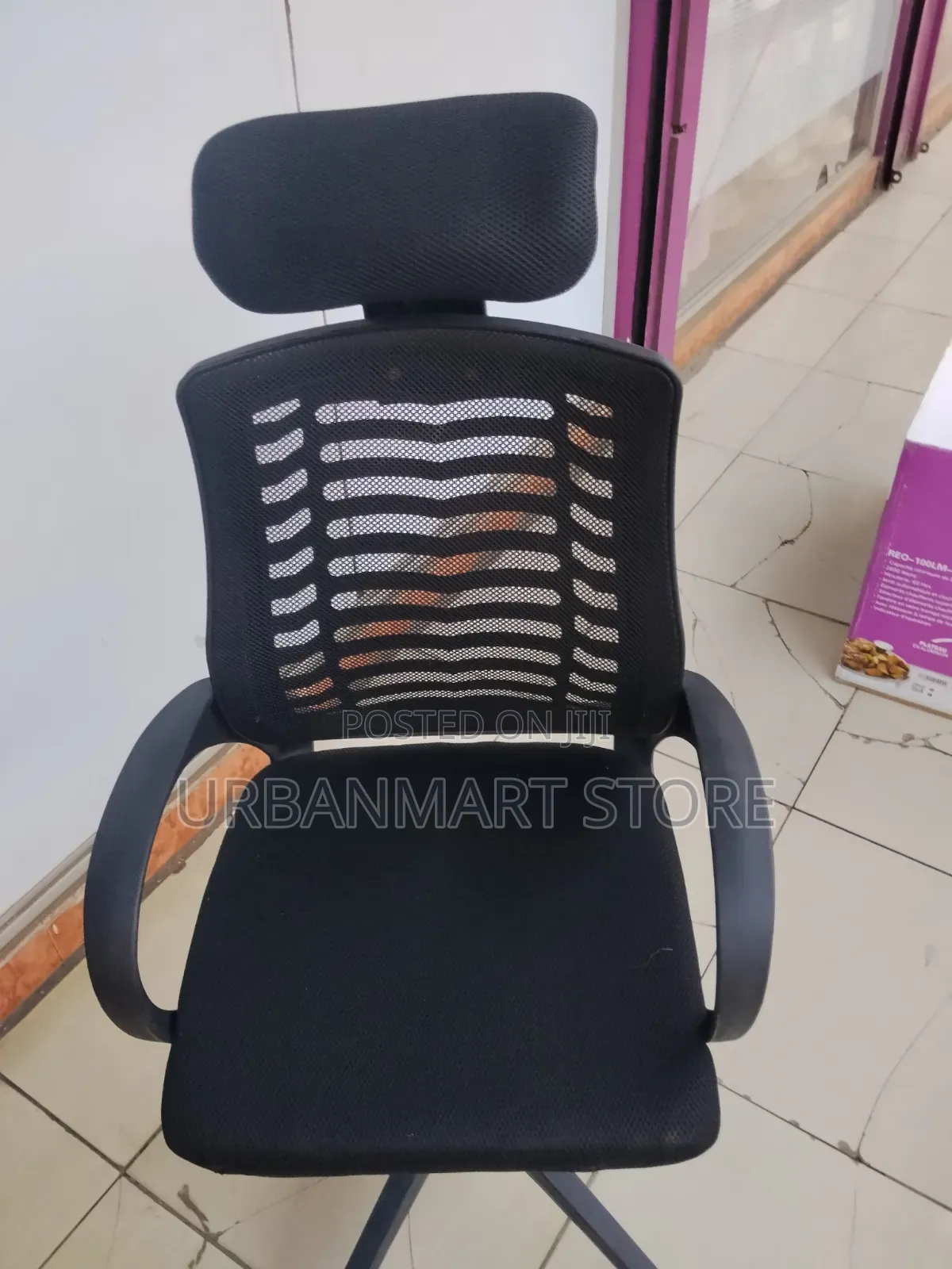 Adjustable Office Chair With Headrest