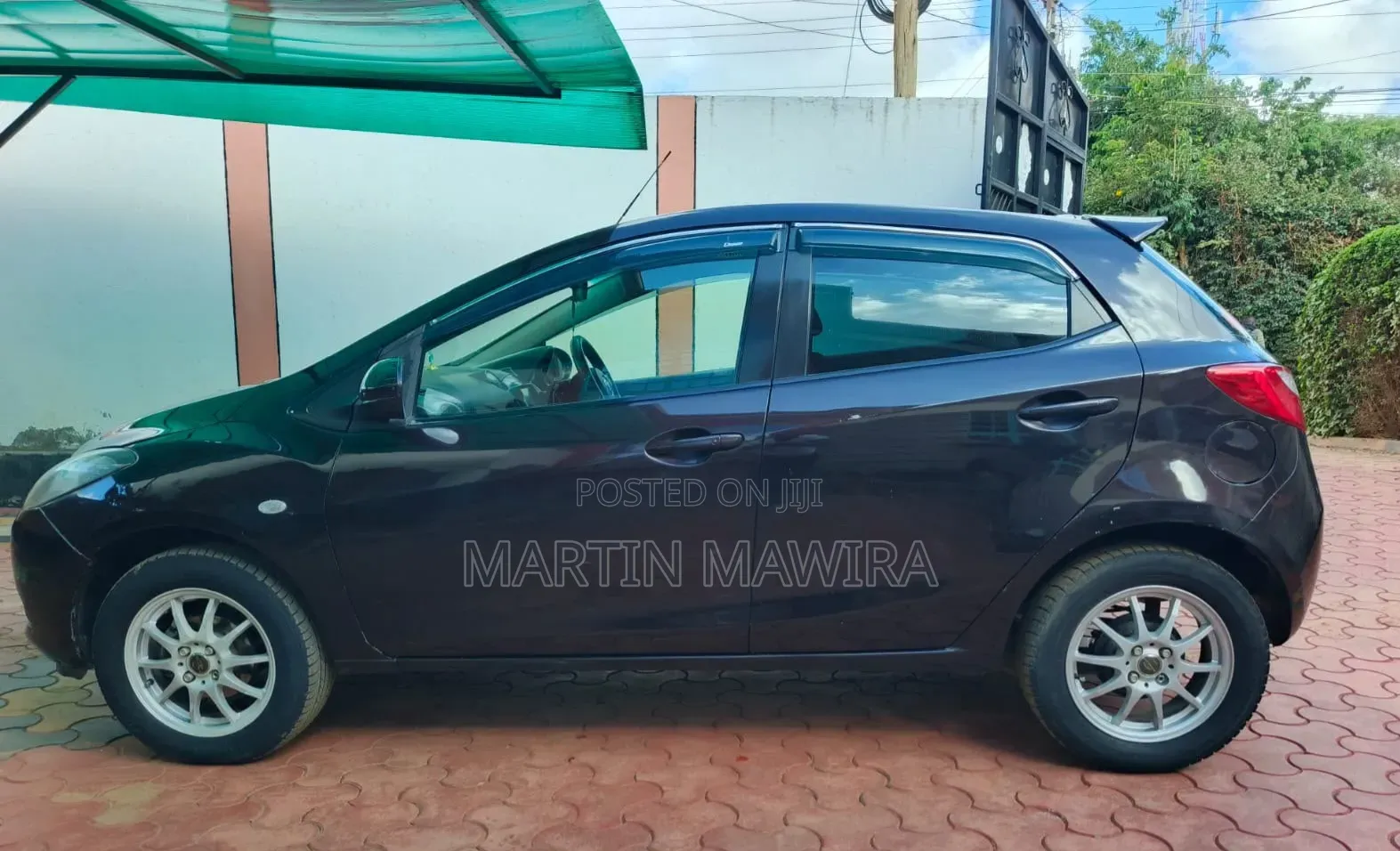 Mazda Demio 2011 Maroon