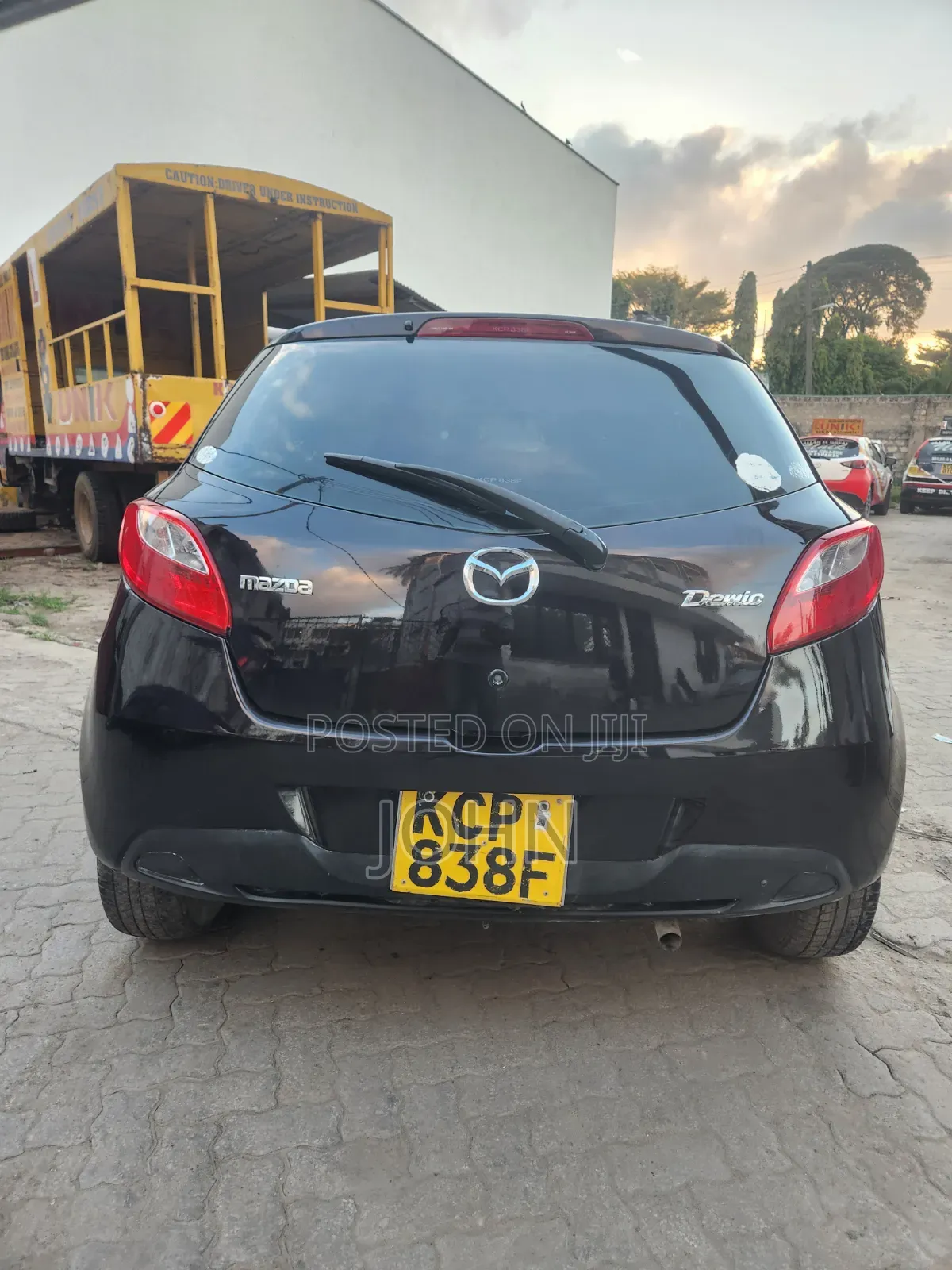 Mazda Demio 2009 Maroon