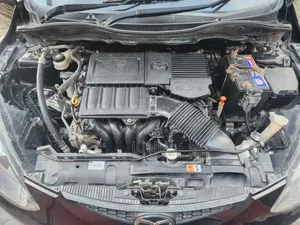 Mazda Demio 2009 Maroon