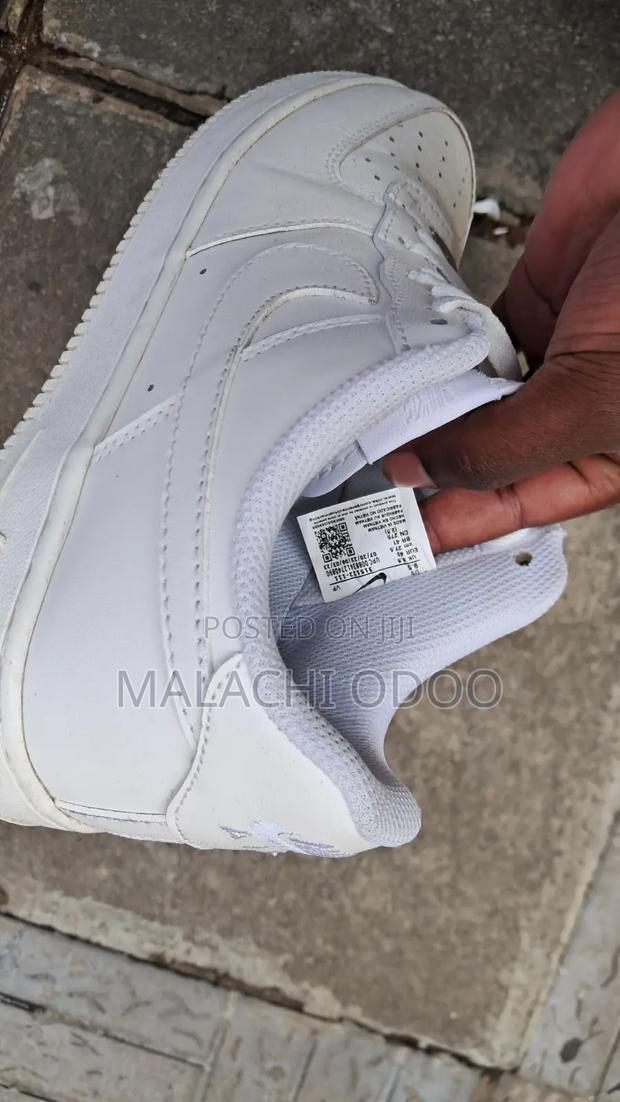 Airforce 1 Clean White Size 11 - thumbnail 2