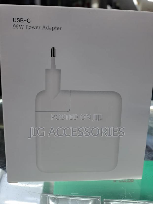 96watts MacBook Charger