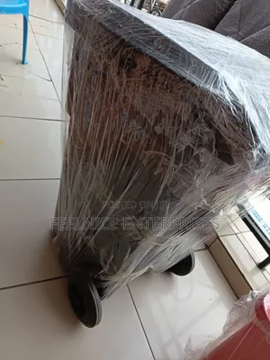 120 Litres Dustbin With Wheels