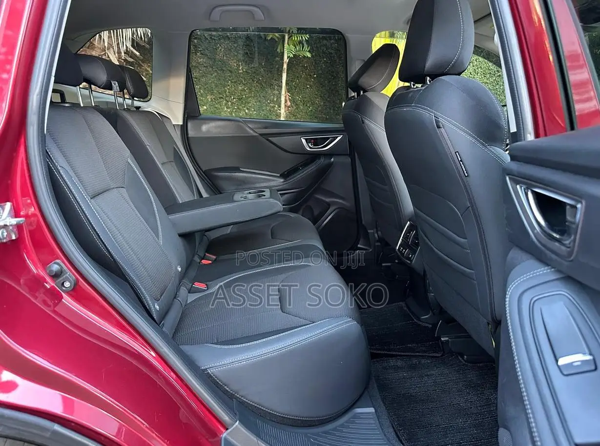 Subaru Forester Base AWD 2019 Maroon
