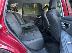Subaru Forester Base AWD 2019 Maroon