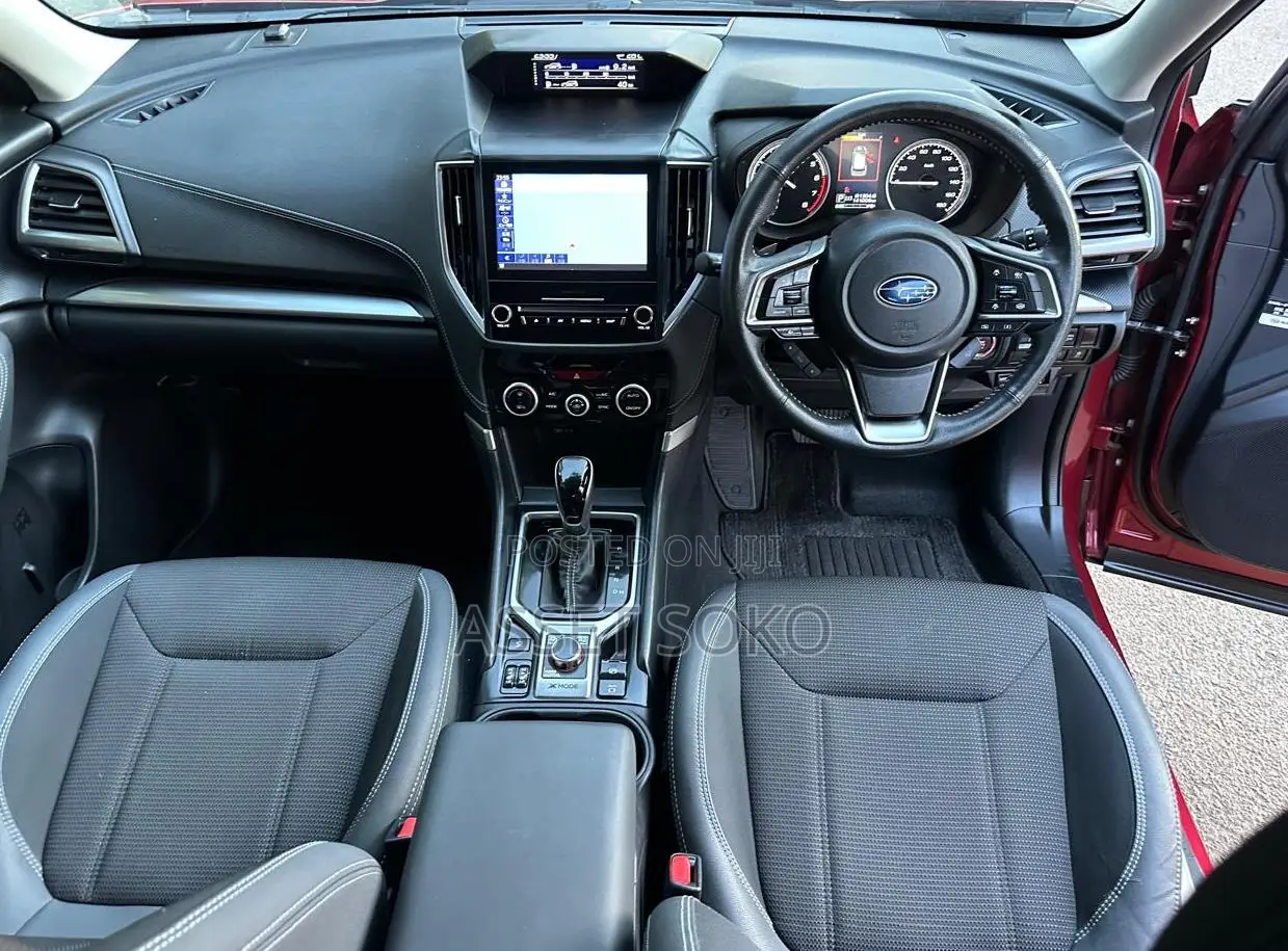 Subaru Forester Base AWD 2019 Maroon