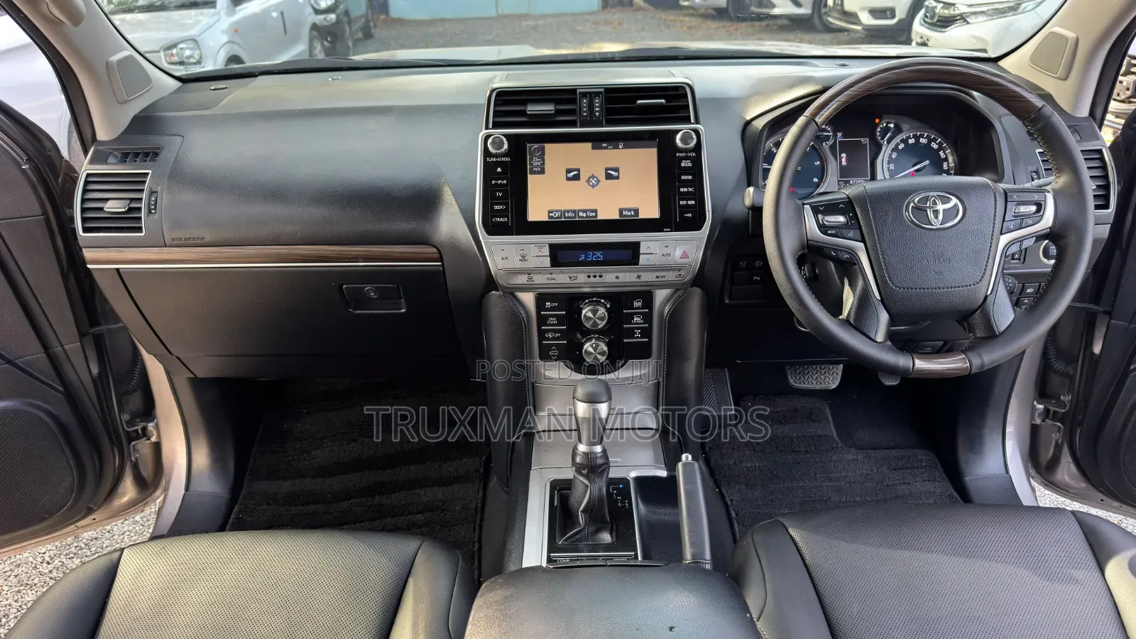 Toyota Land Cruiser Prado 2.8 2019 Silver