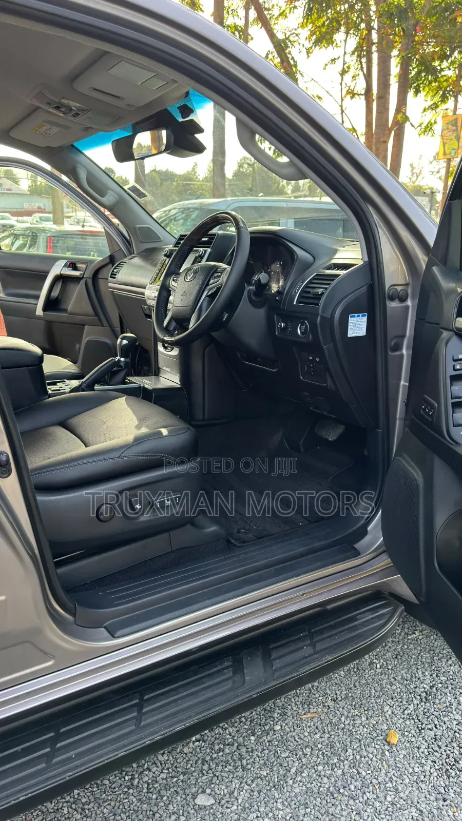 Toyota Land Cruiser Prado 2.8 2019 Silver