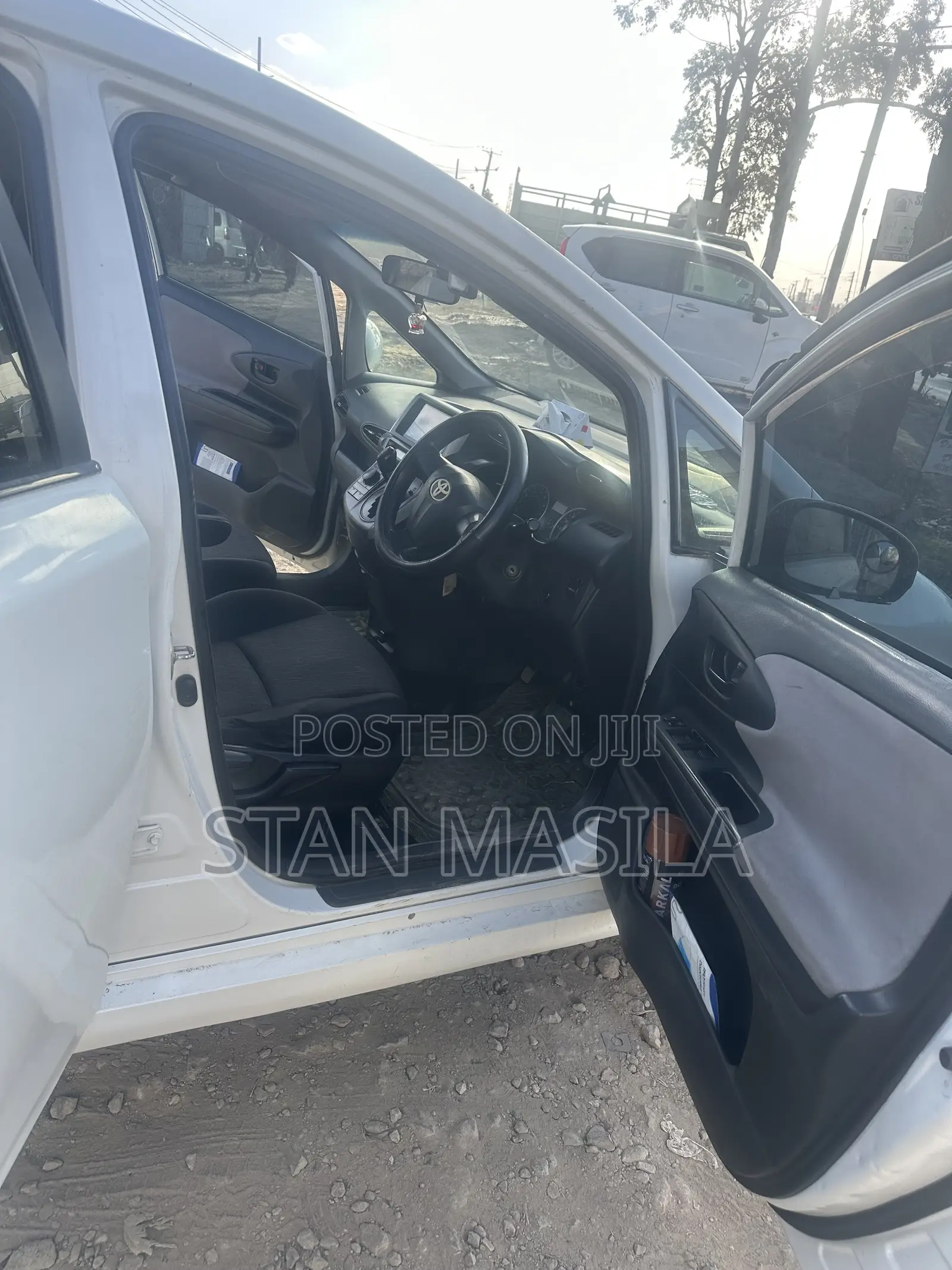 Toyota Wish 2012 White