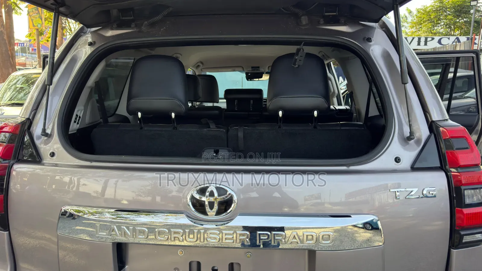 Toyota Land Cruiser Prado 2.8 2019 Silver