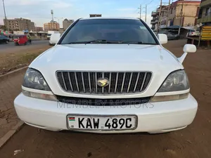 Toyota Harrier 3.0 V6 1999 White
