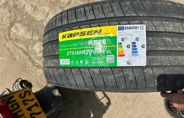275/40r20 Kapsen
