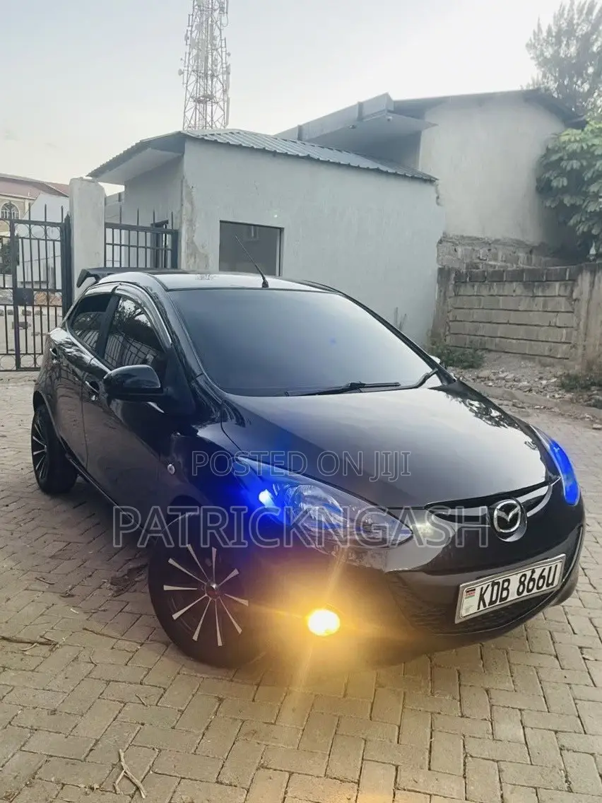 Mazda Demio 2013 Black