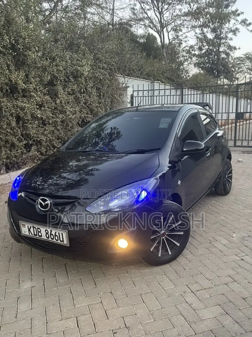 Mazda Demio 2013 Black