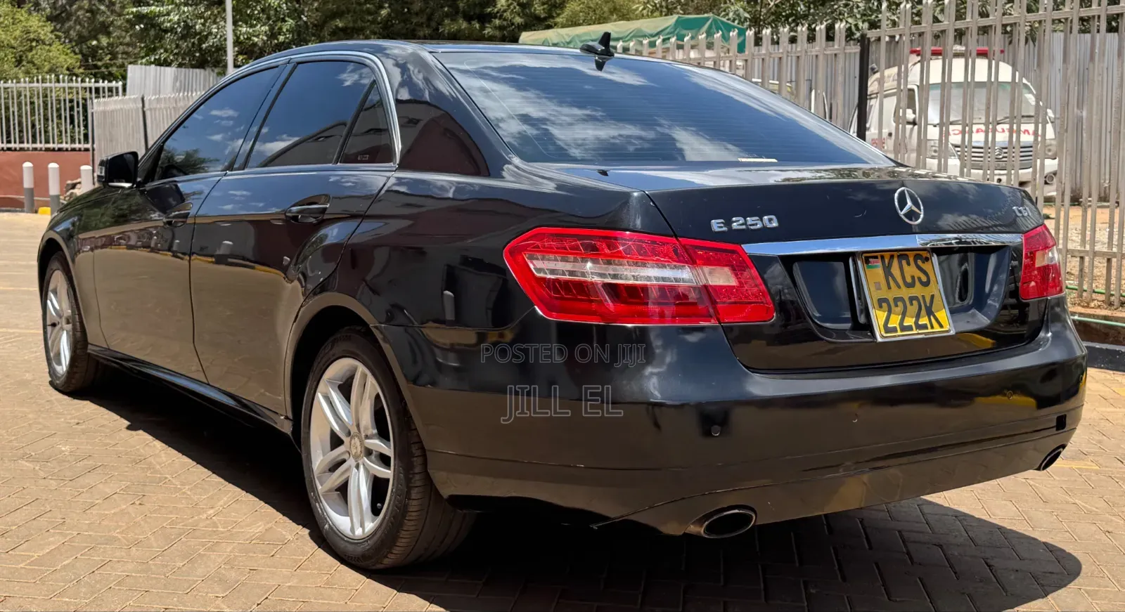 Mercedes-Benz E250 2012 Black