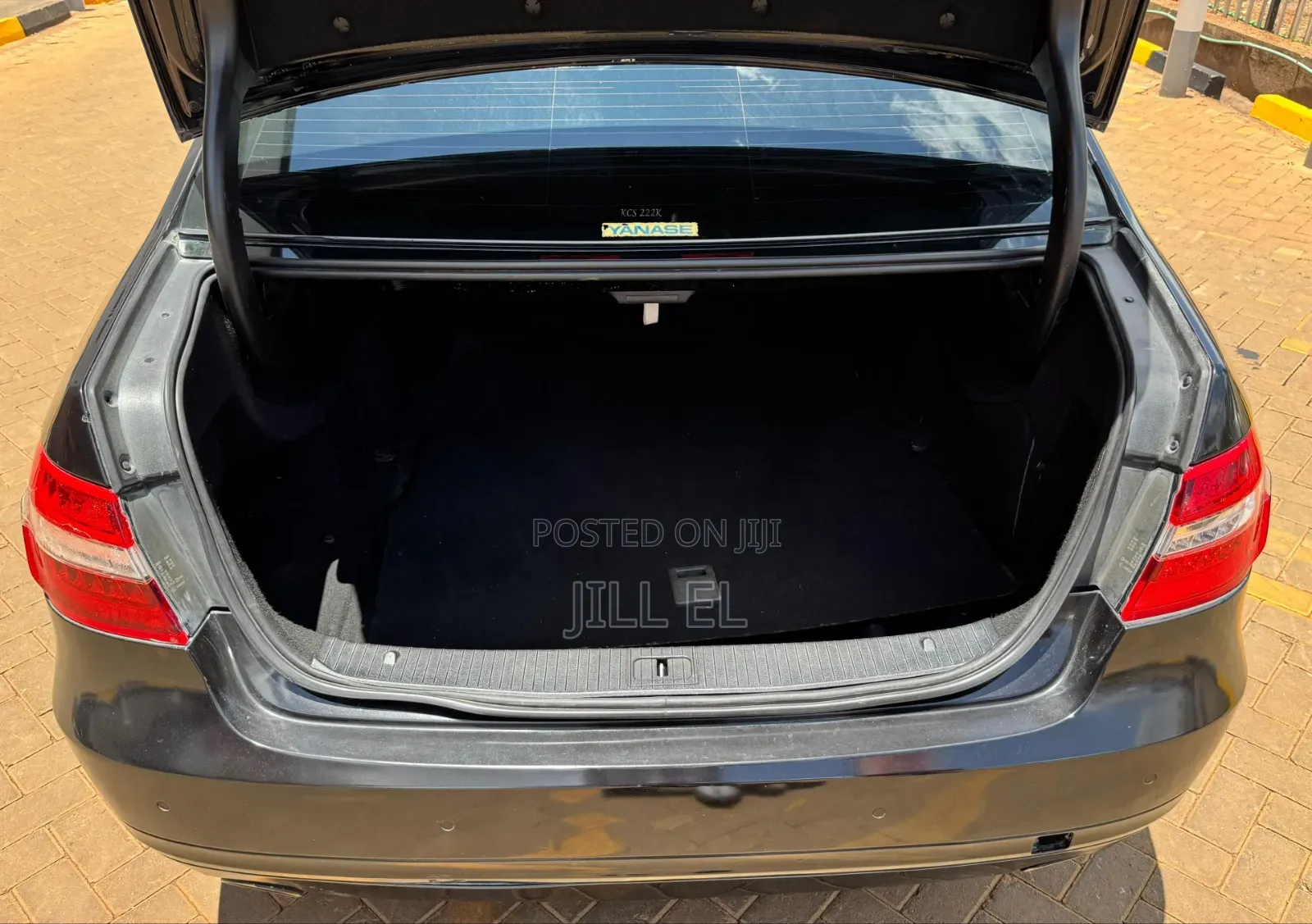 Mercedes-Benz E250 2012 Black