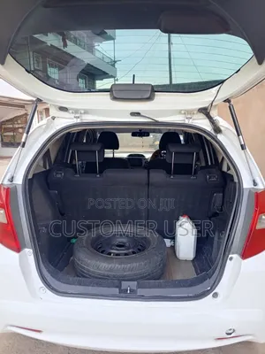 Honda Fit Automatic 2011 White