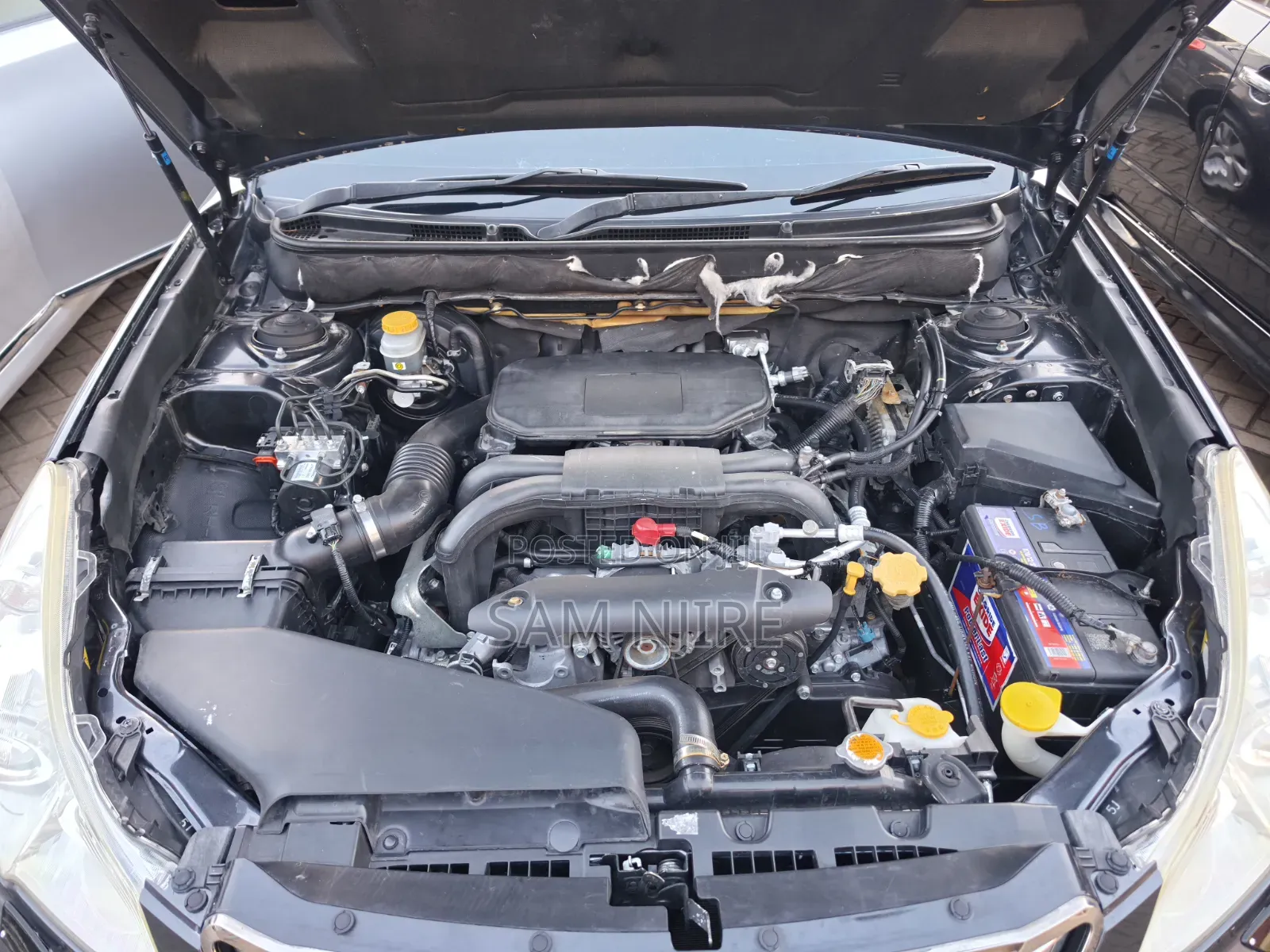 Subaru Outback 2.5i Limited 2011 Black