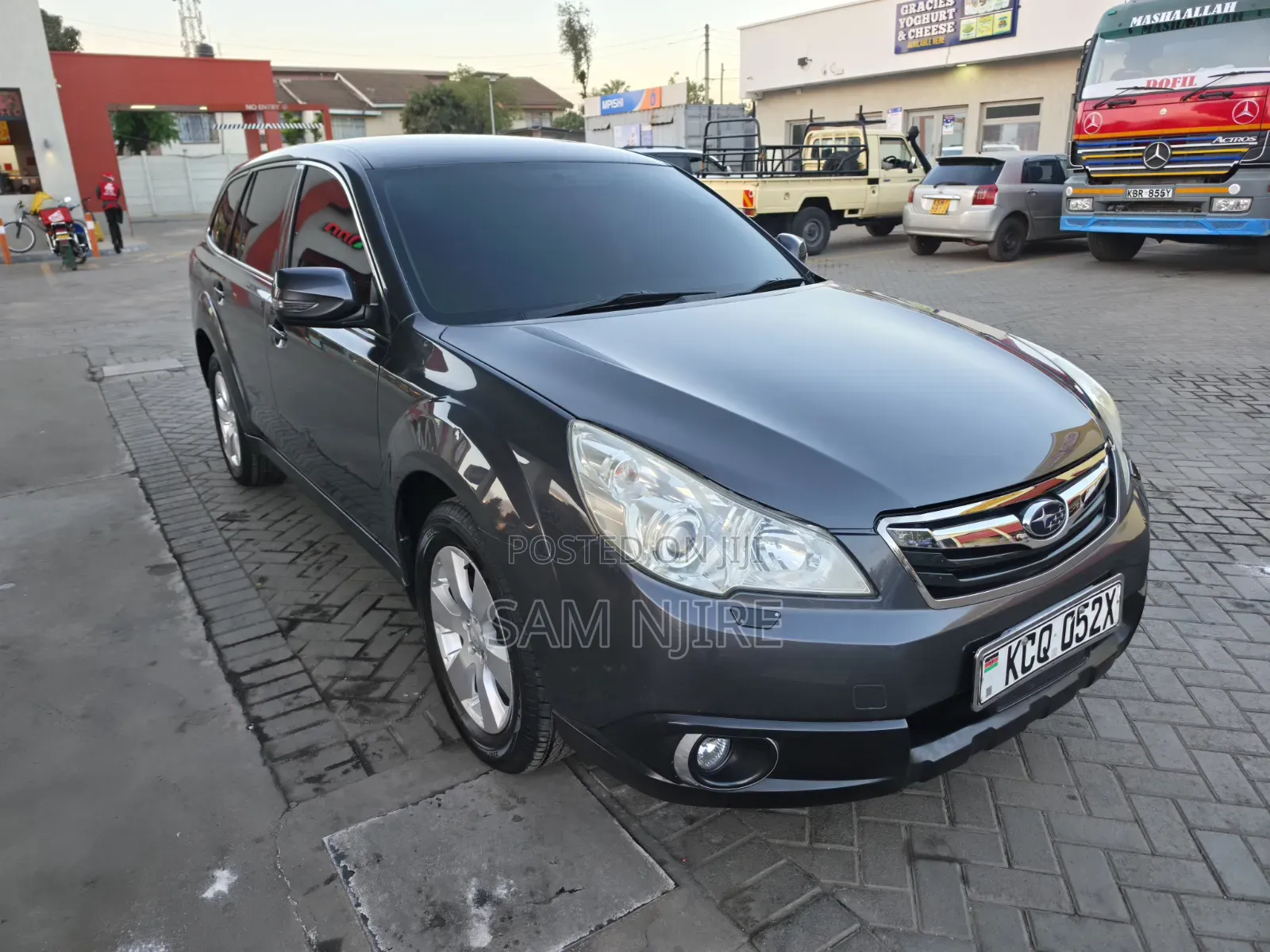 Subaru Outback 2.5i Limited 2011 Black