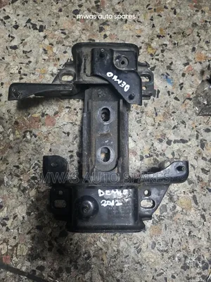 Mazda Demio 2012 Gear Mounting