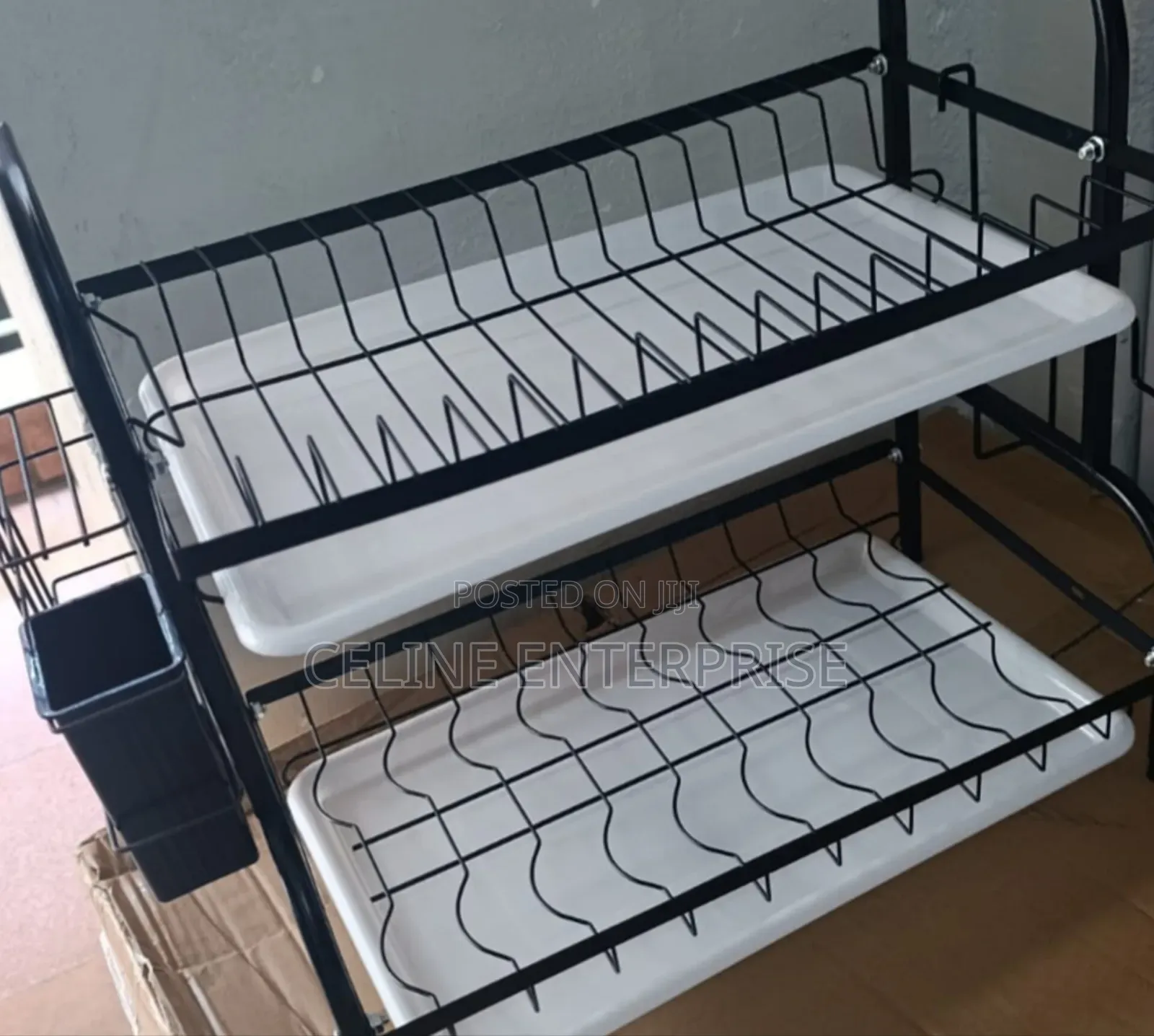 Kitchen Countertop Dish Rack With Water Drainage
