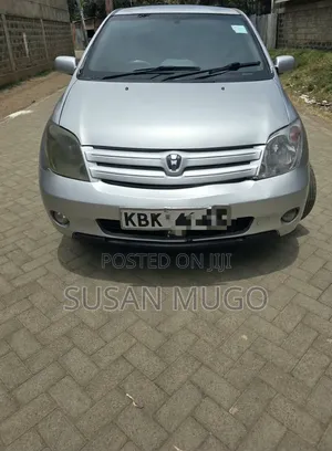 Toyota IST 2005 Silver