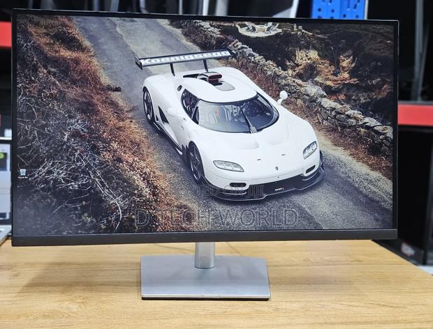 Dell P2721Q
27inch 
4k
60Hz 
Adjustable Stand