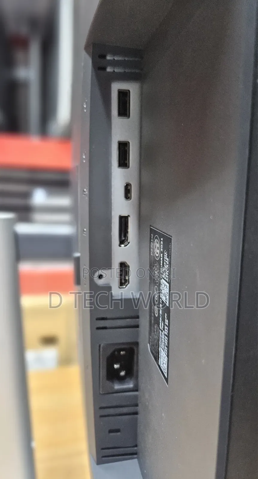 Dell P2721Q
27inch 
4k
60Hz 
Adjustable Stand