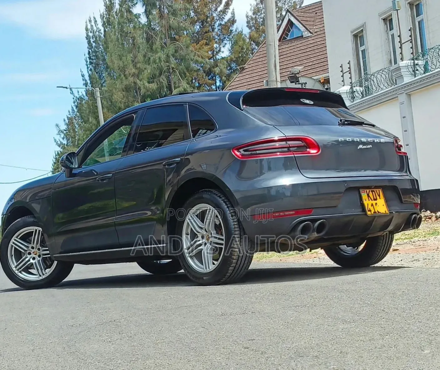 Porsche Macan Sport Edition 2018 Gray