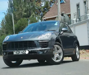 Porsche Macan Sport Edition 2018 Gray