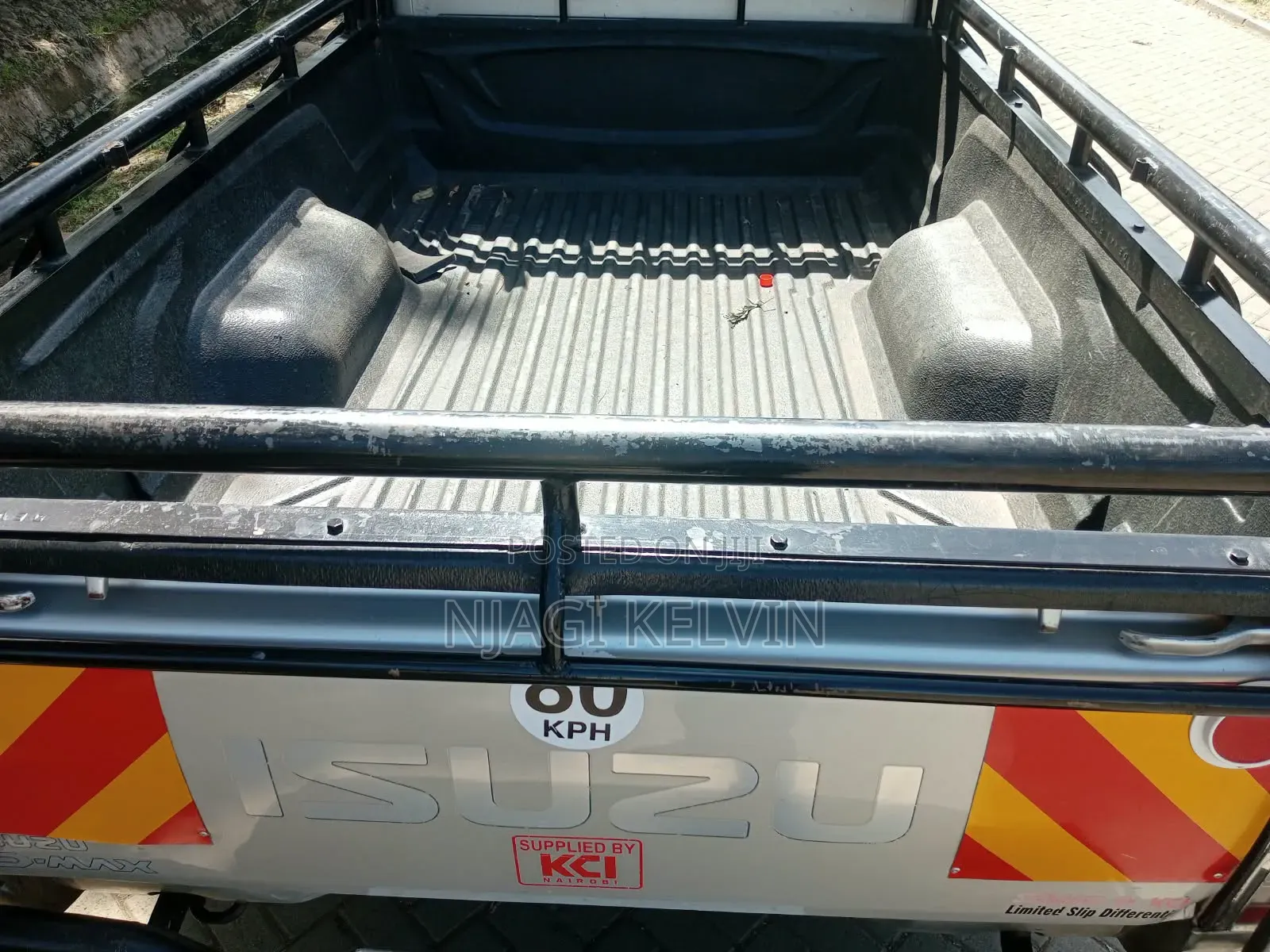 Isuzu D-MAX 2021 Silver