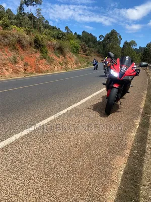 Honda CBR 2012 Red