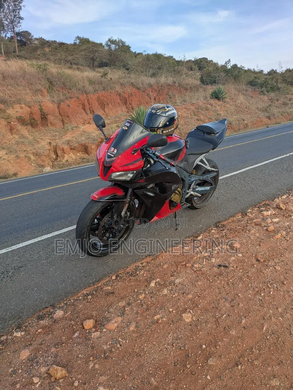 Honda CBR 2012 Red