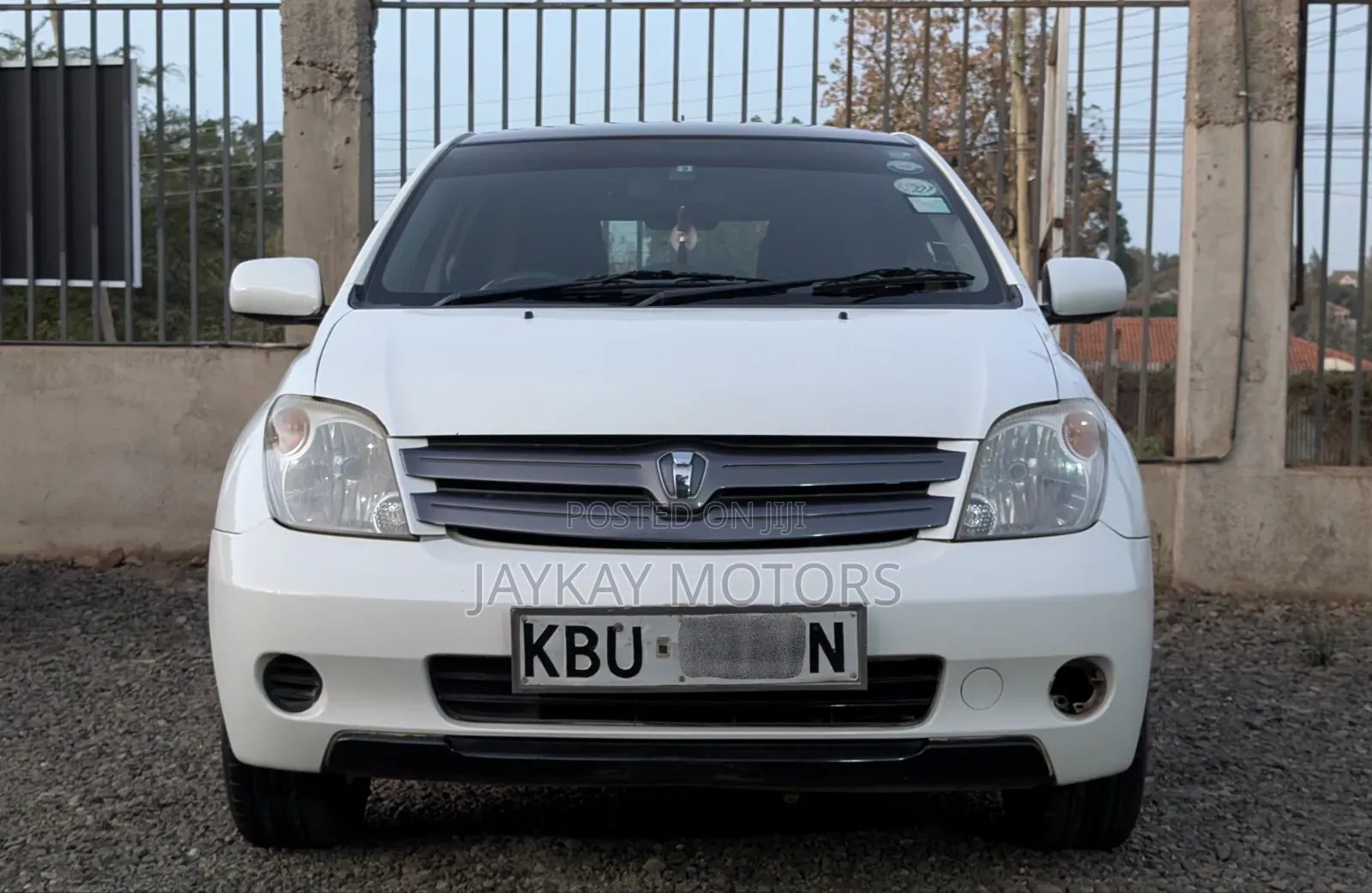 Toyota IST 2006 White