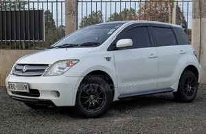 Toyota IST 2006 White
