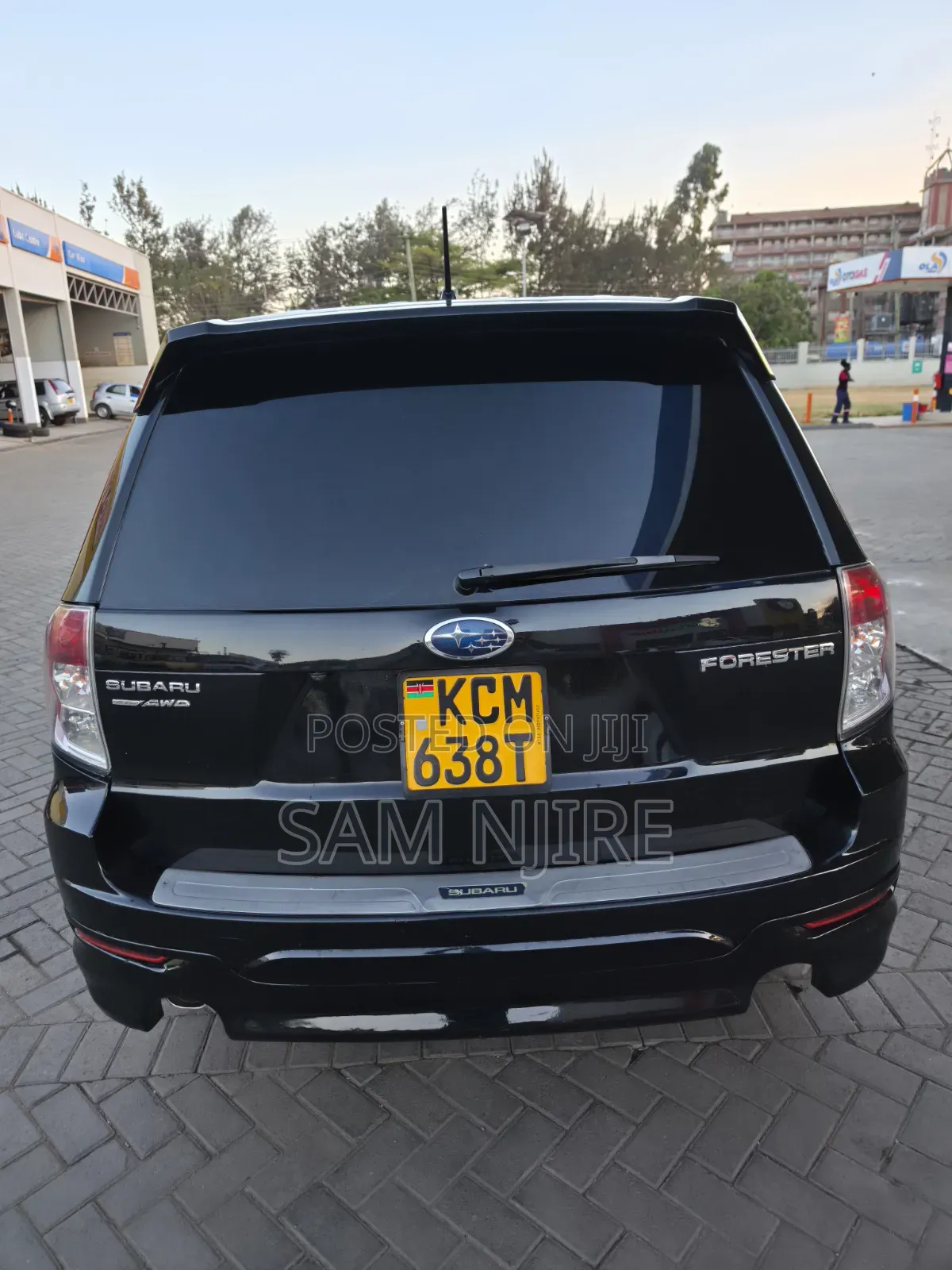 Subaru Forester 2010 Black
