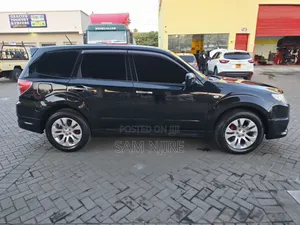 Subaru Forester 2010 Black