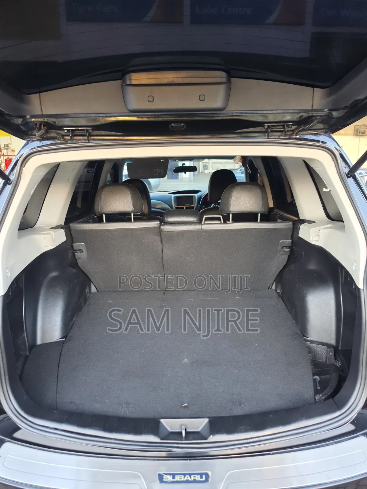Subaru Forester 2010 Black