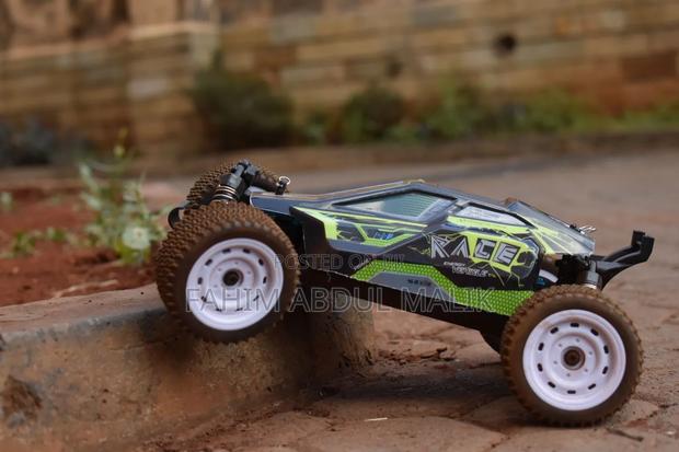 Remote Car 40kph - thumbnail 2