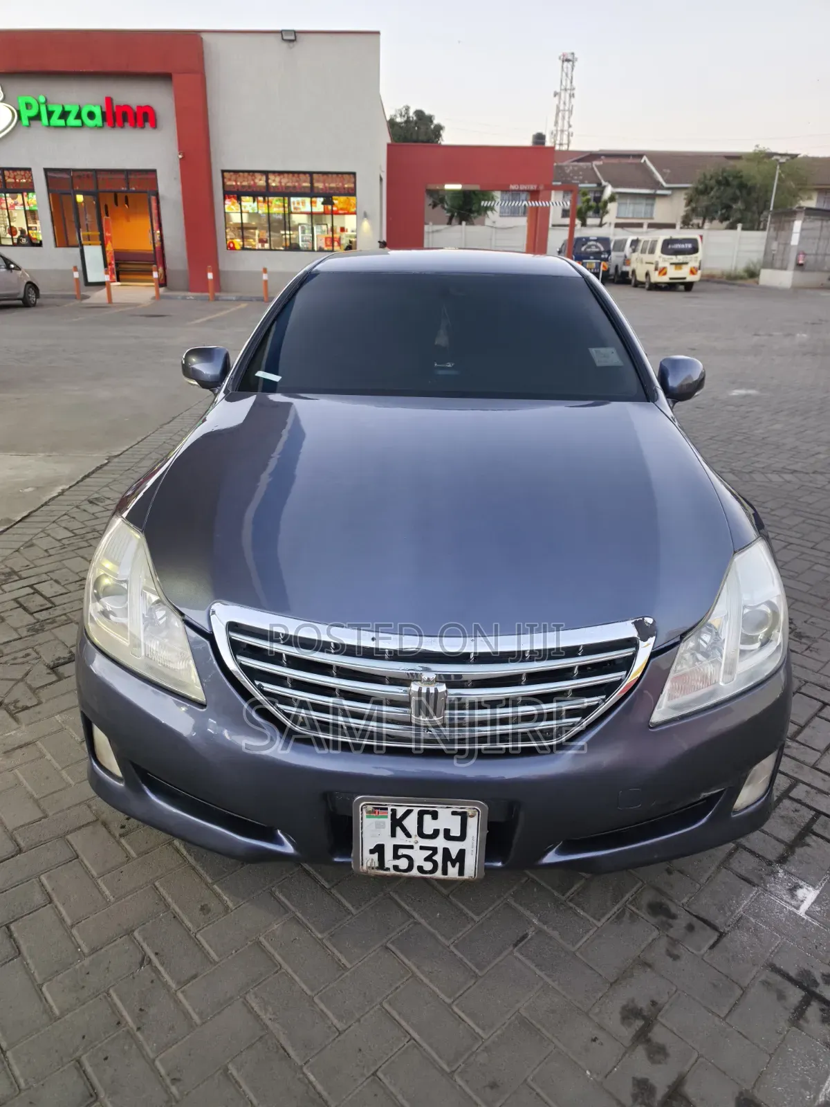Toyota Crown 2009 Gray