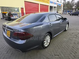 Toyota Crown 2009 Gray