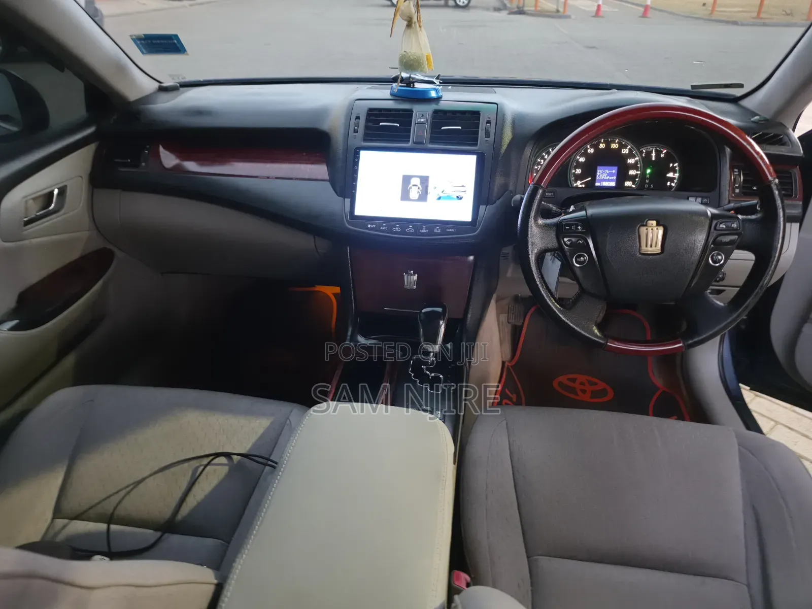 Toyota Crown 2009 Gray