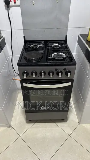 Nunix Cooker Plus 13kg Gas Tank That Might Be Half Full