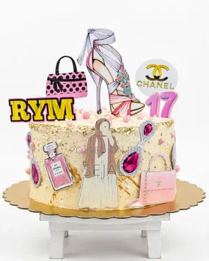 Chanel Fashionista Theme Birthday Cake
.