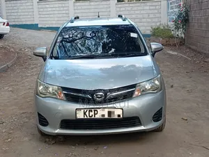 Toyota Corolla Fielder 2012 Silver