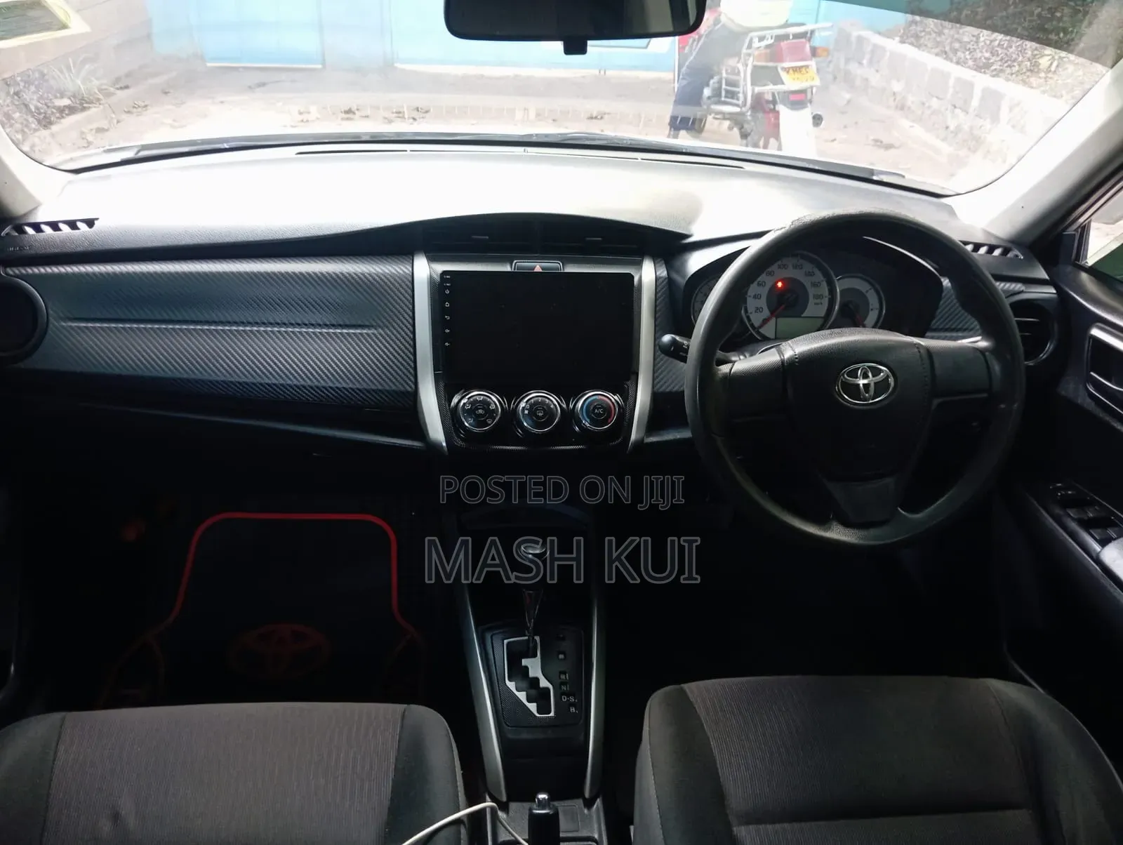 Toyota Corolla Fielder 2012 Silver