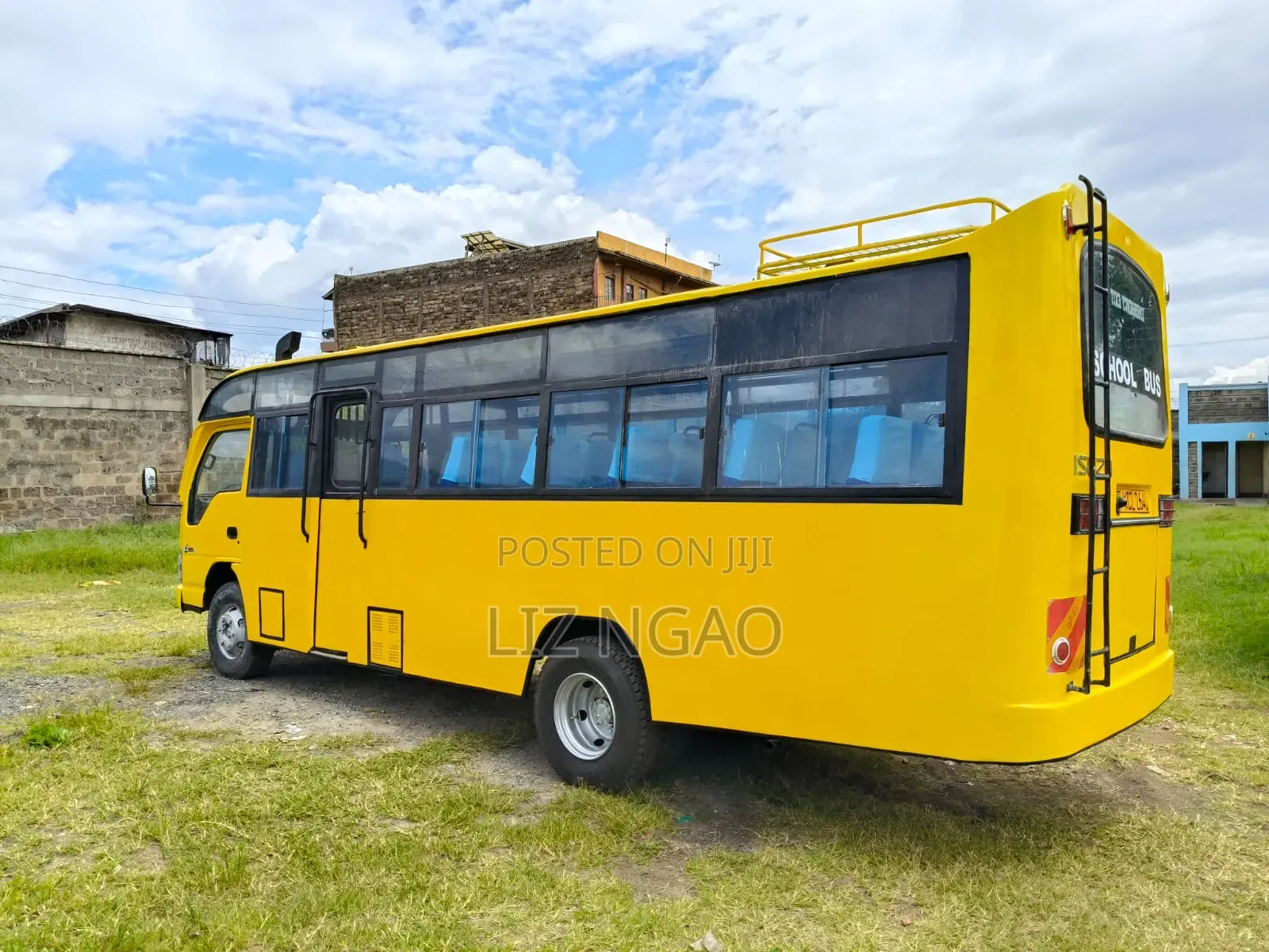 Isuzu NQR 2019 Yellow