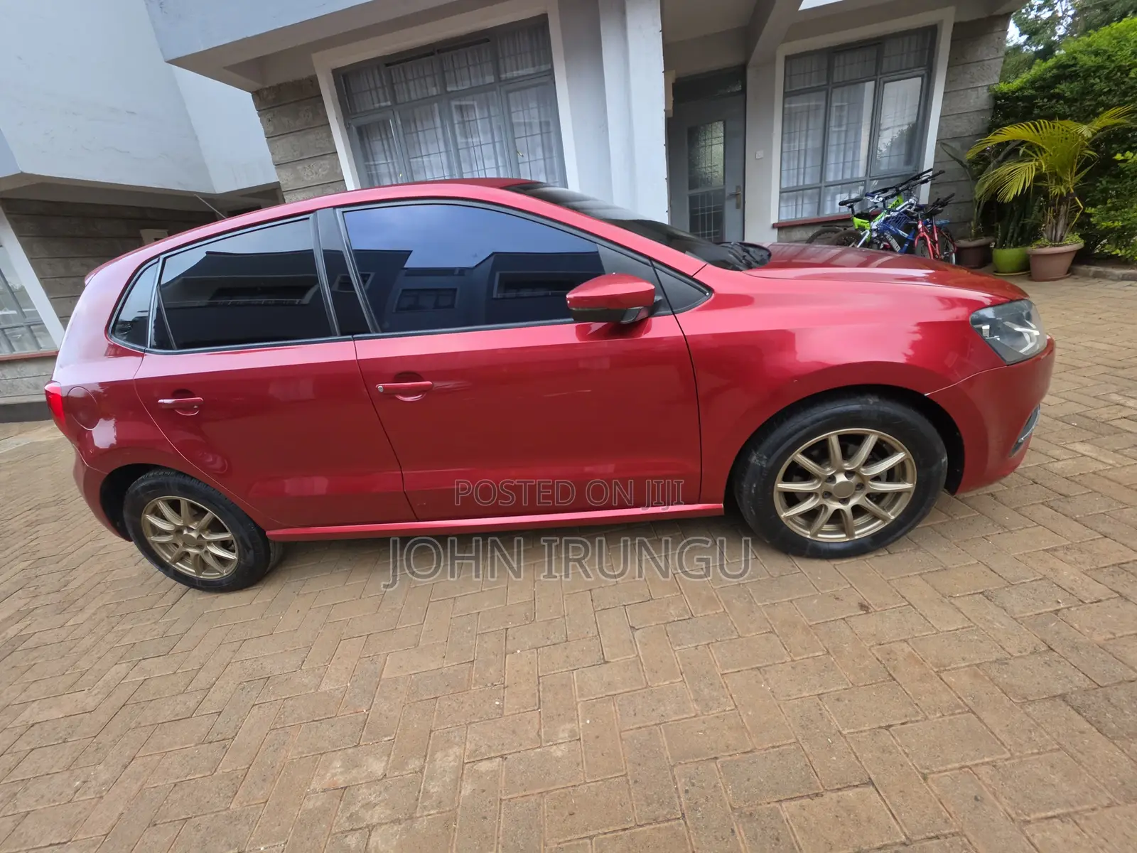 Volkswagen Polo 2015 Red
