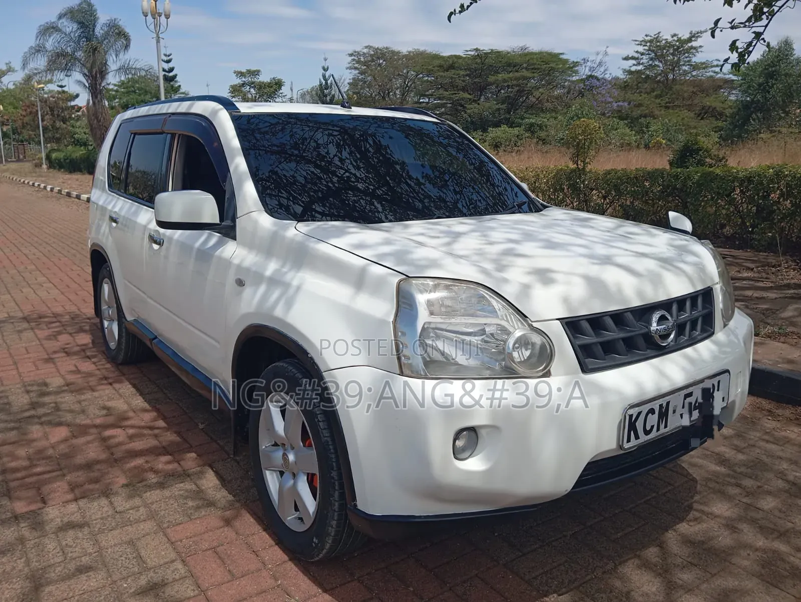 Nissan X-Trail 2010 White