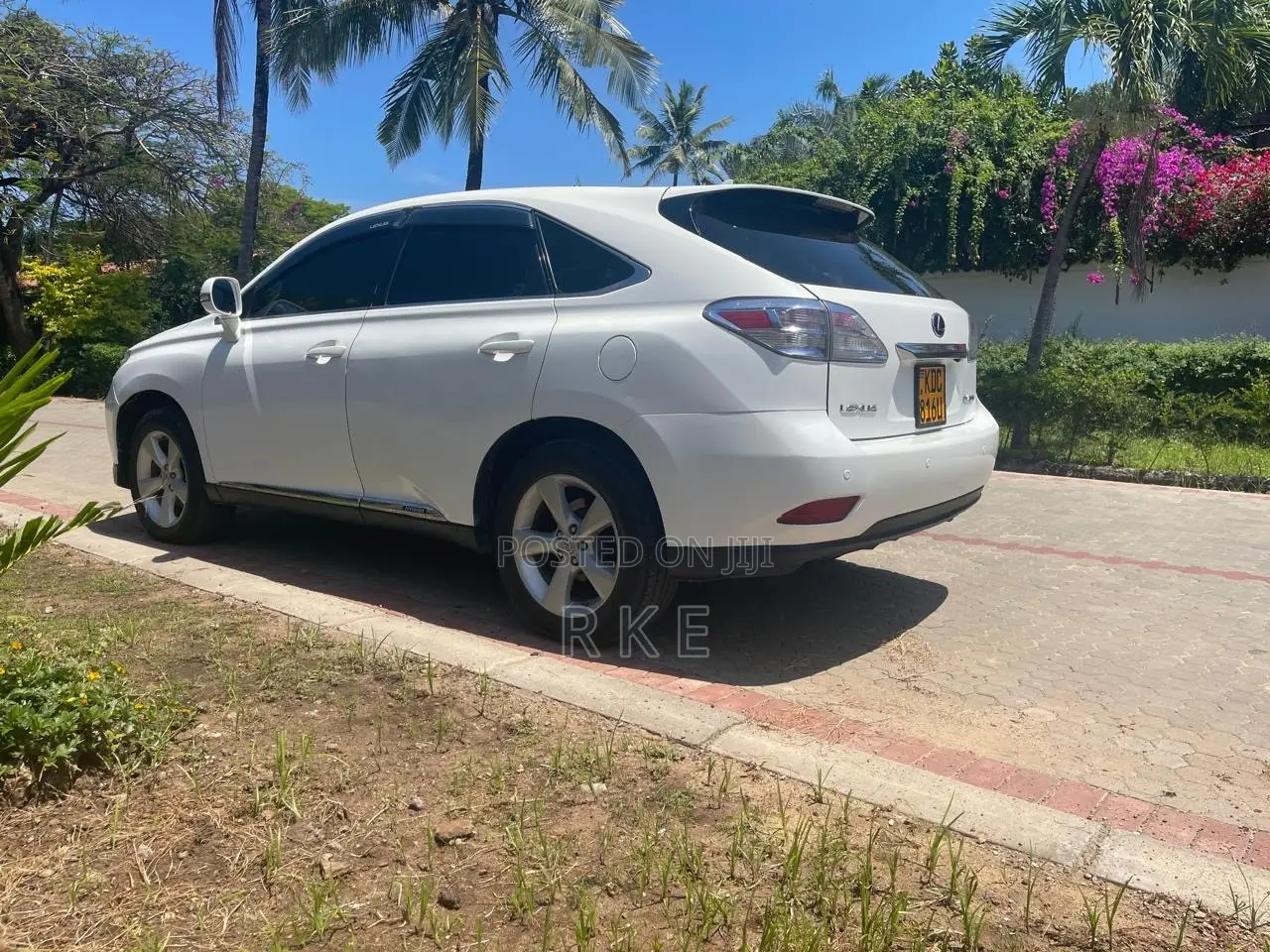 Lexus RX 450H FWD 2012 White